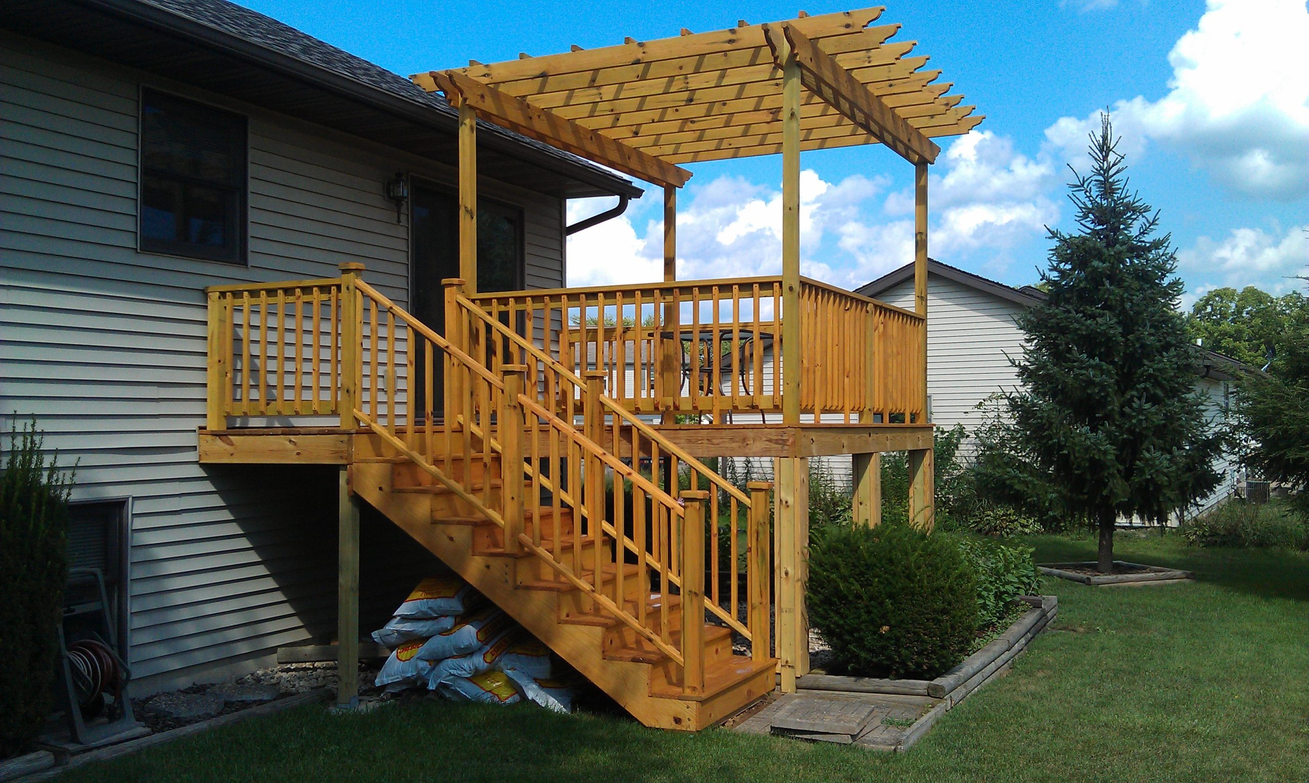 How a Custom Deck Can Transform Your Outdoor Living Space
